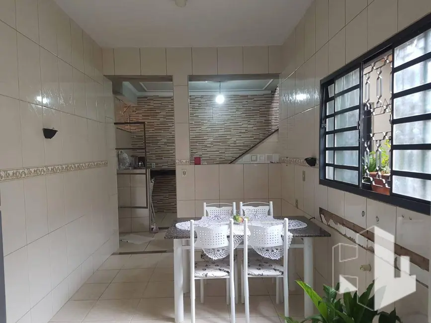 Foto 1 de Casa com 4 quartos à venda, 170m2 em Jardim Pires I, Jau - SP