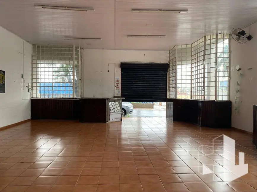 Foto 4 de Sala Comercial à venda, 210m2 em Vila Carvalho, Jau - SP