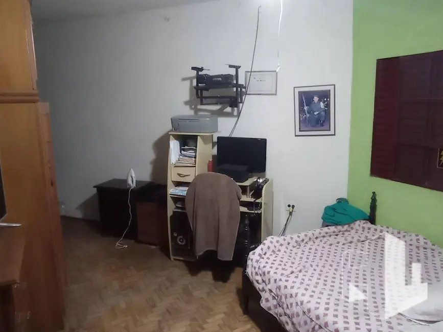 Foto 4 de Casa com 4 quartos à venda, 245m2 em Jardim Regina, Jau - SP