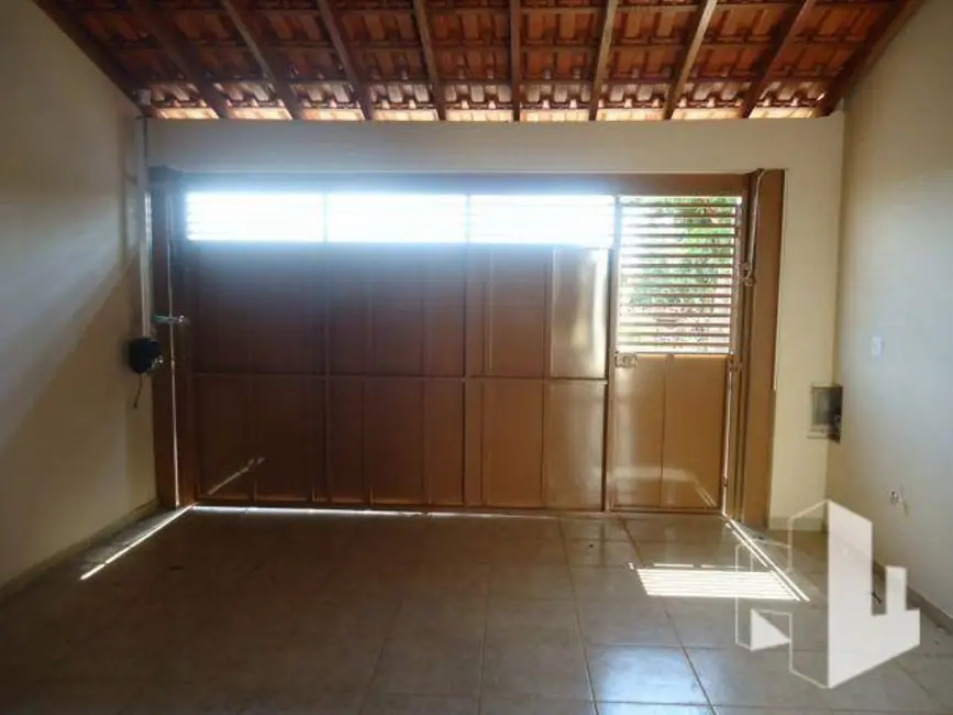 Foto 1 de Casa com 3 quartos à venda, 150m2 em Jardim América, Jau - SP