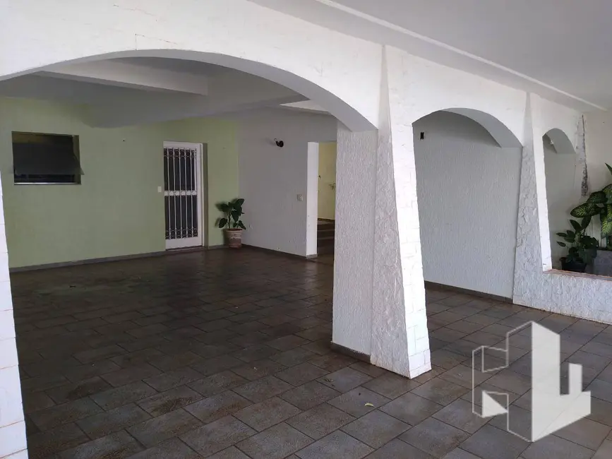Foto 1 de Casa com 4 quartos à venda, 390m2 em Chácara Peccioli, Jau - SP
