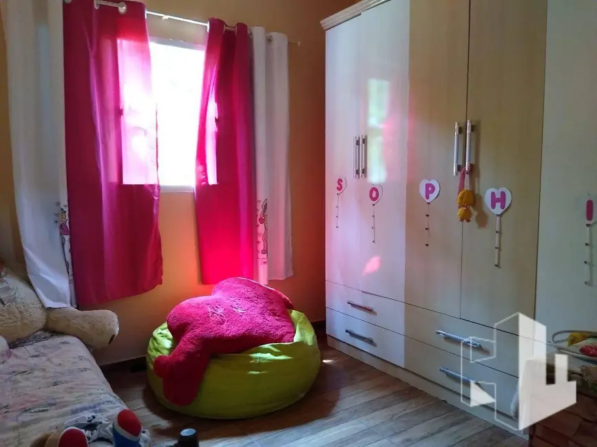 Chácara com 3 quartos para alugar, 5000m2 em Jau - SP - imagem 5 Foto 5 de Chácara com 3 quartos para alugar, 5000m2 em Jau - SP