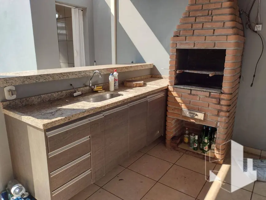 Foto 4 de Casa com 2 quartos à venda, 190m2 em Jardim das Paineiras, Jau - SP