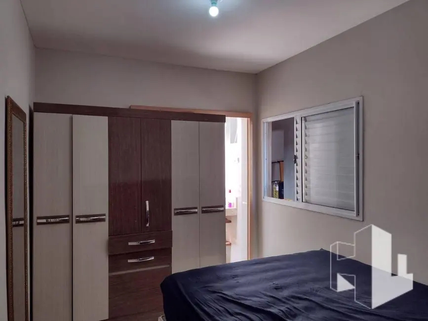 Foto 8 de Casa de Condomínio com 2 quartos à venda, 180m2 em Jardim Juliana, Jau - SP