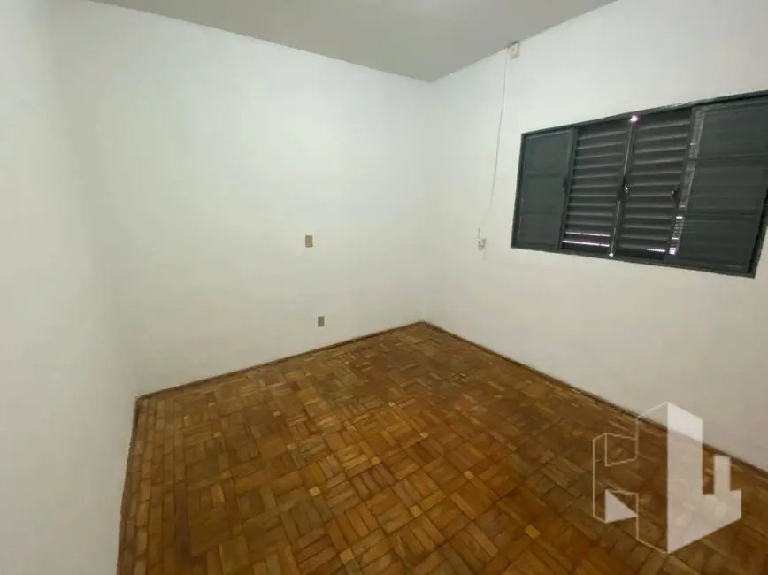 Foto 6 de Casa com 2 quartos para alugar, 50m2 em Centro, Jau - SP