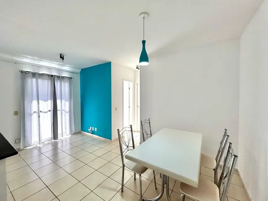 Foto 2 de Apartamento com 2 quartos para alugar, 52m2 em Conjunto Habitacional dos Comerciários I, Jau - SP