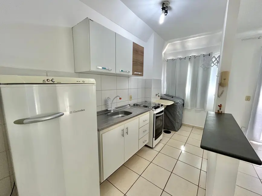 Foto 1 de Apartamento com 2 quartos para alugar, 52m2 em Conjunto Habitacional dos Comerciários I, Jau - SP