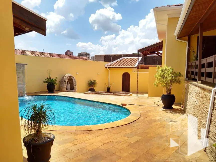 Foto 2 de Casa com 4 quartos à venda, 631m2 em Vila Brasil, Jau - SP