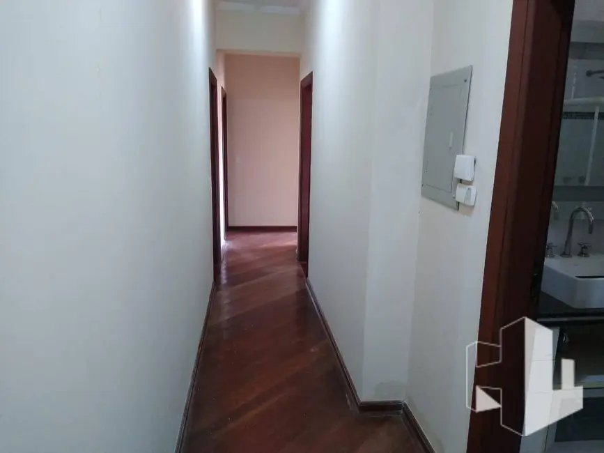 Foto 6 de Casa com 4 quartos à venda, 631m2 em Vila Brasil, Jau - SP