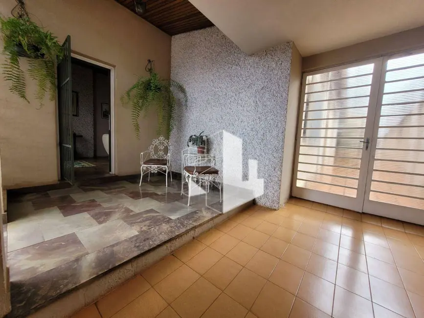 Foto 1 de Casa com 3 quartos à venda, 399m2 em Centro, Jau - SP