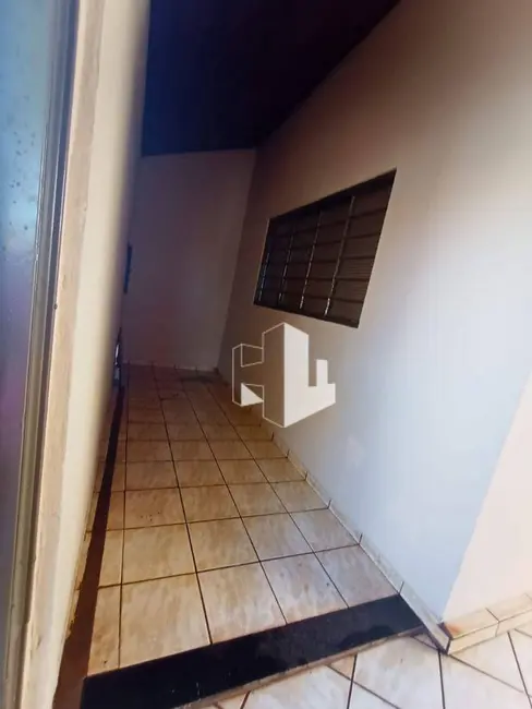 Foto 3 de Casa com 2 quartos à venda, 140m2 em Jardim Orlando Chesini Ometto, Jau - SP