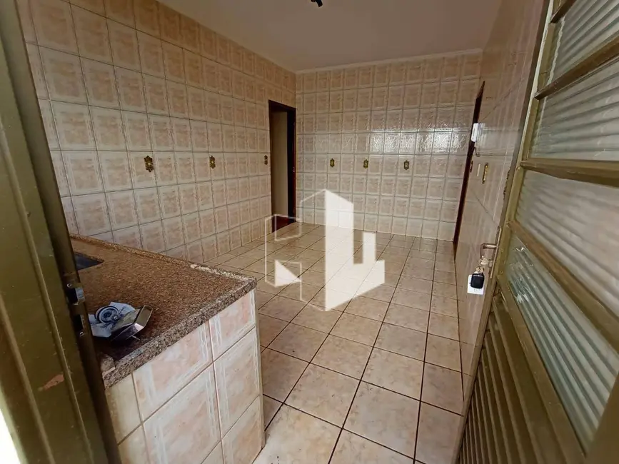 Foto 4 de Casa com 2 quartos à venda, 140m2 em Jardim Orlando Chesini Ometto, Jau - SP