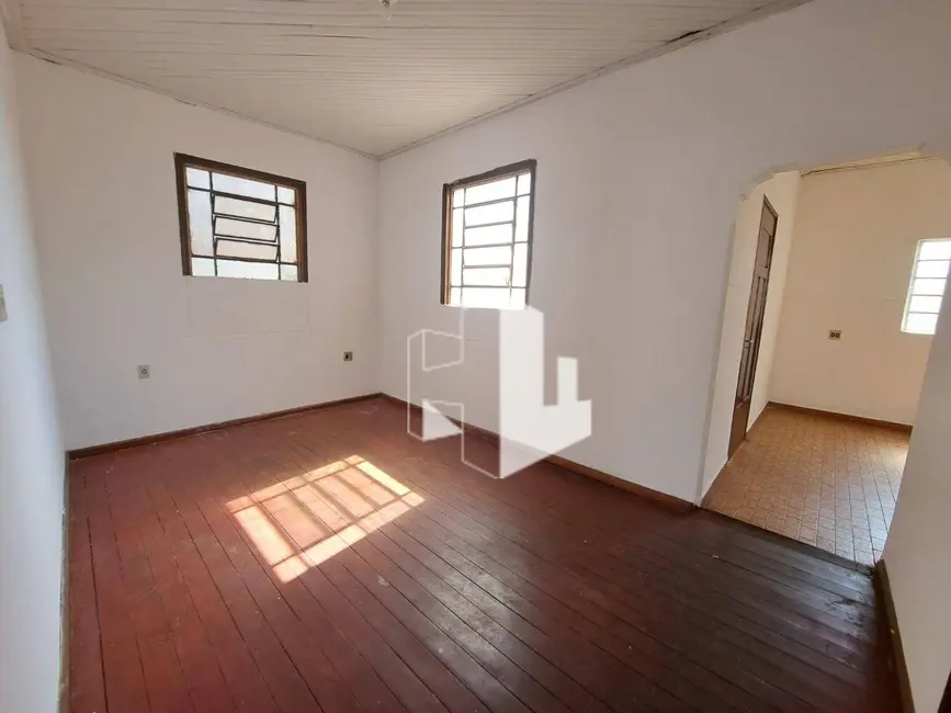 Foto 8 de Casa com 3 quartos para alugar, 180m2 em Vila Nova, Jau - SP