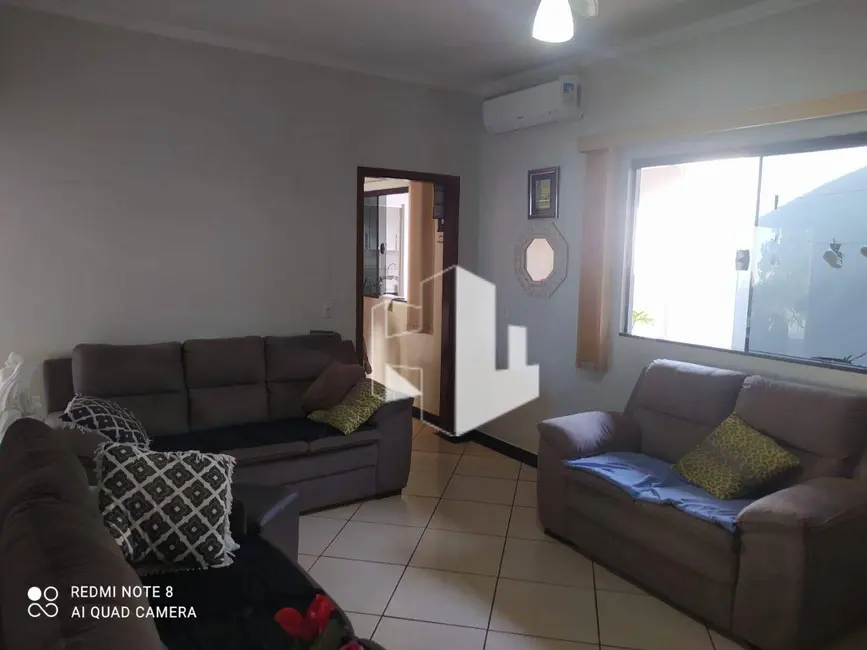 Foto 3 de Casa com 2 quartos à venda, 250m2 em Chácara Ferreira Dias, Jau - SP