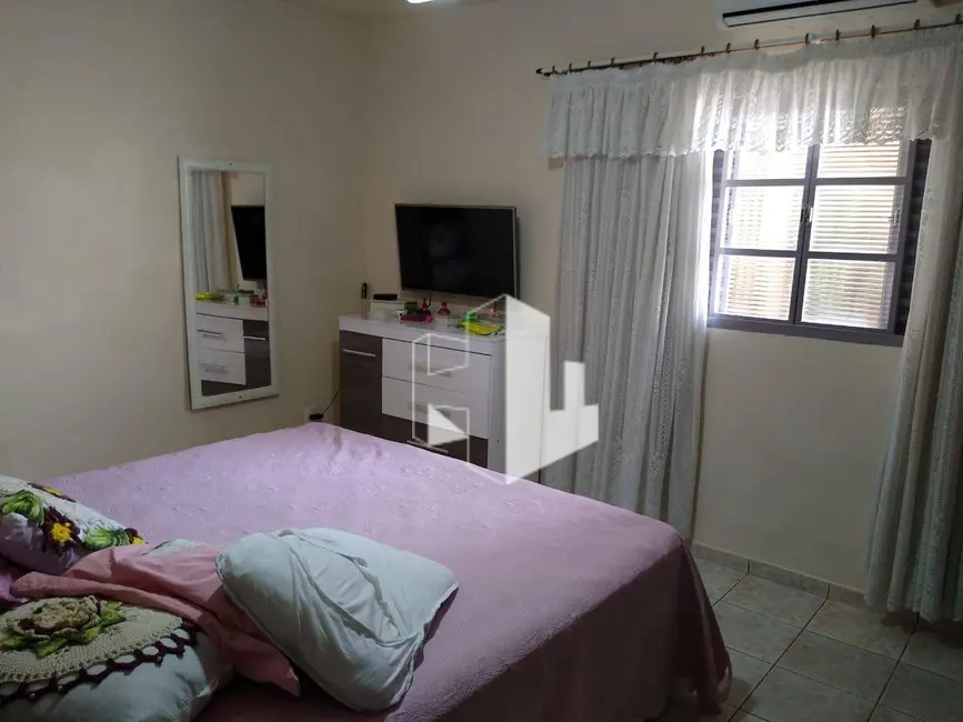 Foto 5 de Casa com 3 quartos à venda, 250m2 em Jardim Sanzovo, Jau - SP