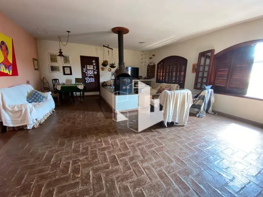 Casa com 4 quartos à venda, 660m2 em Jardim Maria Luiza II, Jau - SP - imagem 3 Foto 3 de Casa com 4 quartos à venda, 660m2 em Jardim Maria Luiza II, Jau - SP