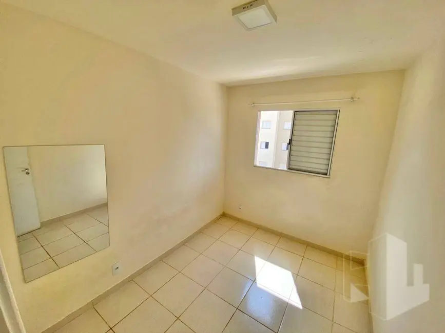 Foto 3 de Apartamento com 2 quartos para alugar, 48m2 em Distrito Industrial, Jau - SP