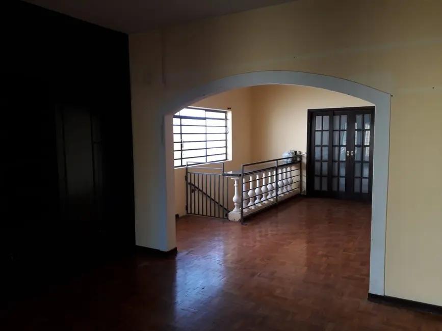 Foto 5 de Casa com 4 quartos à venda, 1250m2 em Vila Brasil, Jau - SP