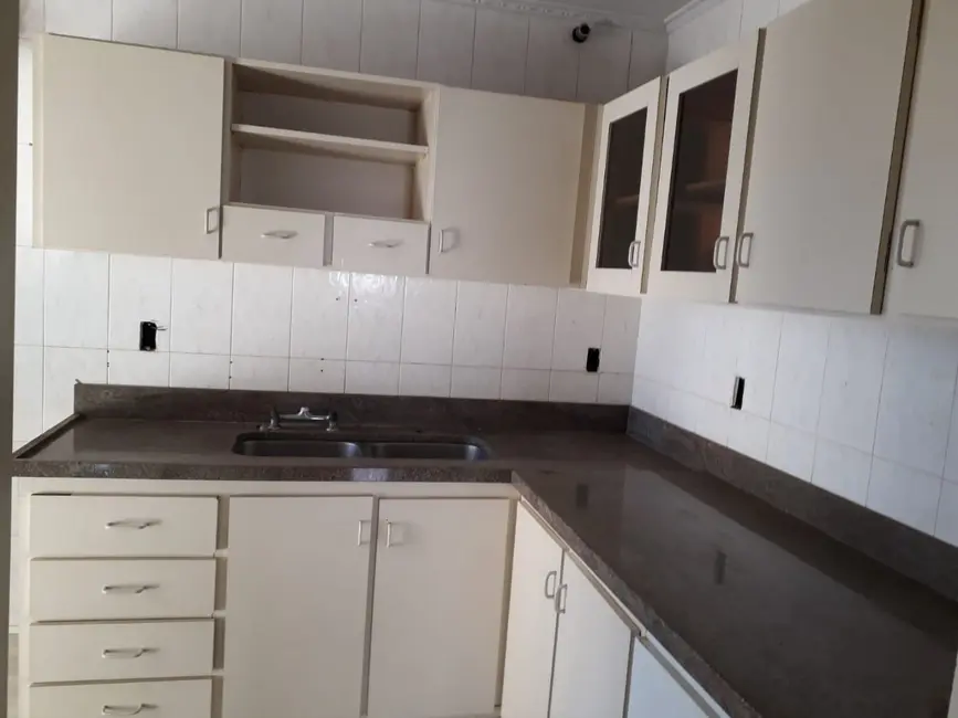 Foto 8 de Casa com 4 quartos à venda, 1250m2 em Vila Brasil, Jau - SP