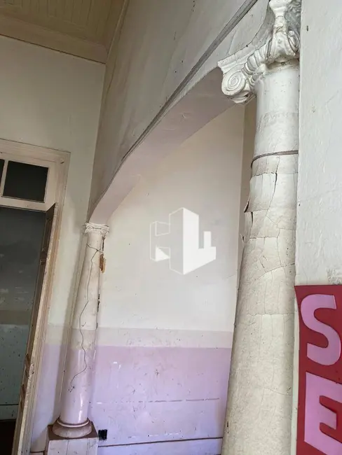 Foto 4 de Casa com 3 quartos à venda, 990m2 em Centro, Jau - SP