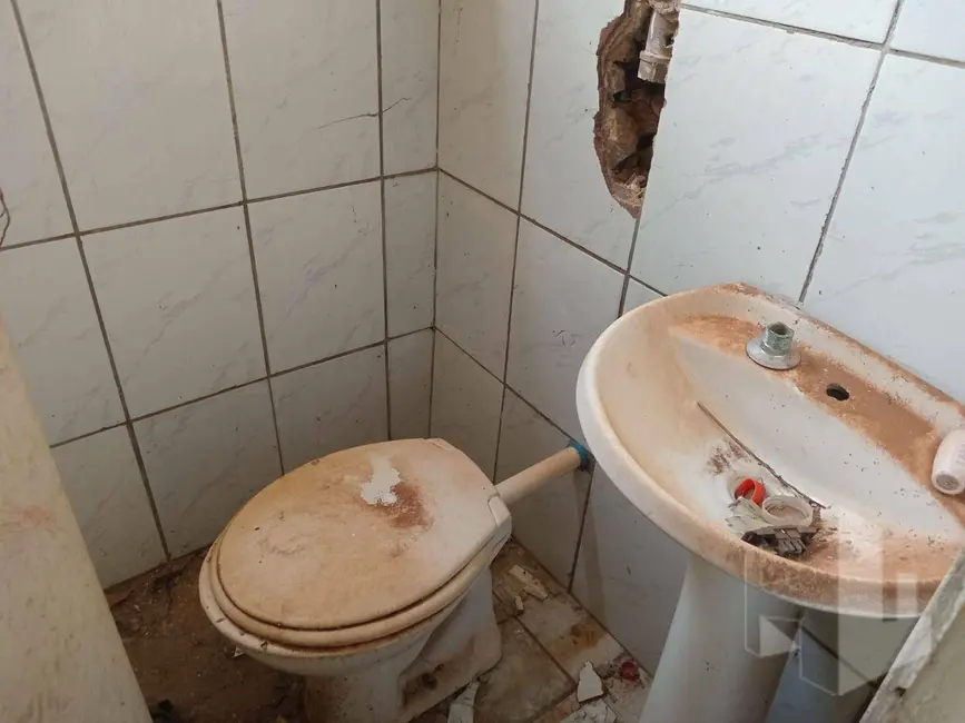 Foto 9 de Casa com 3 quartos à venda, 990m2 em Centro, Jau - SP