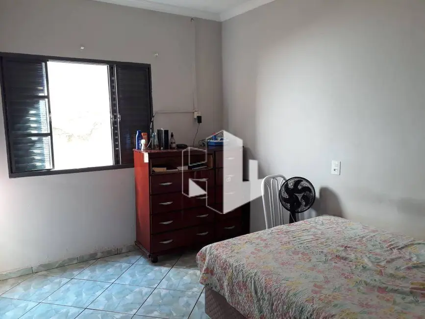 Foto 6 de Casa com 2 quartos à venda, 200m2 em Vila Nova, Jau - SP
