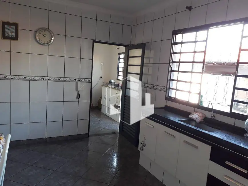 Foto 8 de Casa com 2 quartos à venda, 200m2 em Vila Nova, Jau - SP