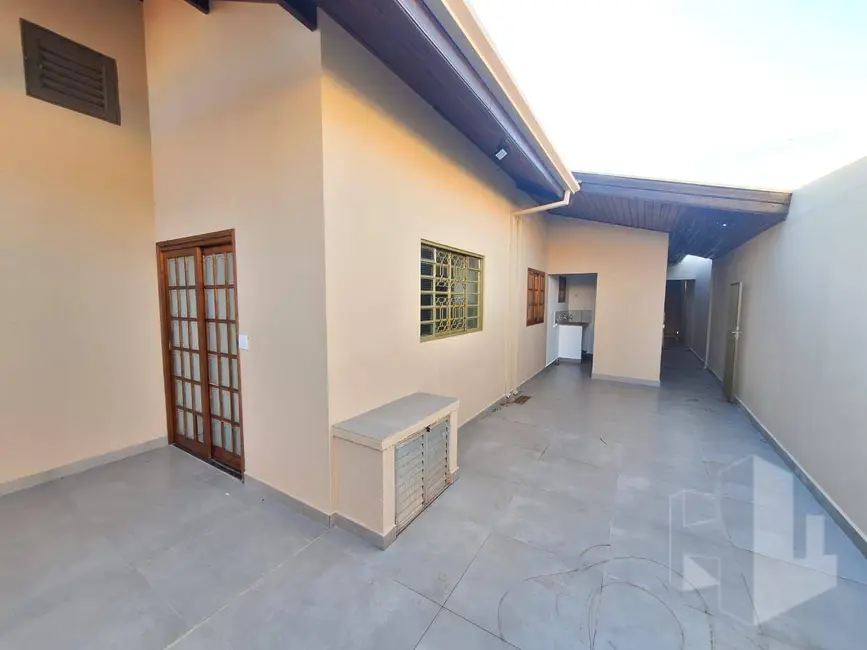 Foto 3 de Casa com 3 quartos à venda, 250m2 em Conjunto Residencial Bernardi, Jau - SP