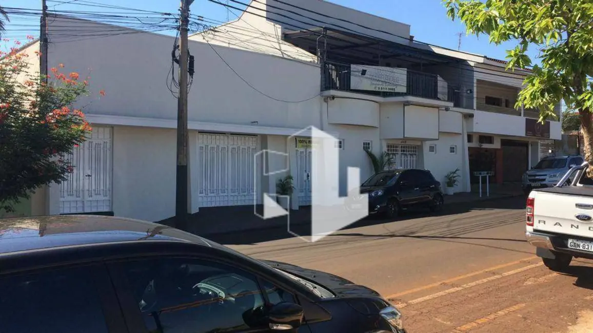 Foto 3 de Sala Comercial para alugar, 250m2 em Jardim São Francisco, Jau - SP