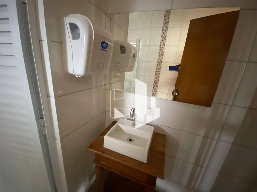 Foto 3 de Sala Comercial para alugar, 131m2 em Jardim Santa Rosa, Jau - SP