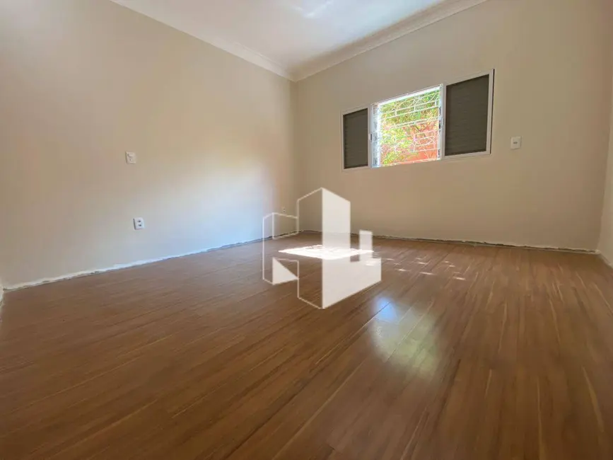Foto 9 de Casa com 4 quartos à venda, 300m2 em Jardim Alvorada II, Jau - SP