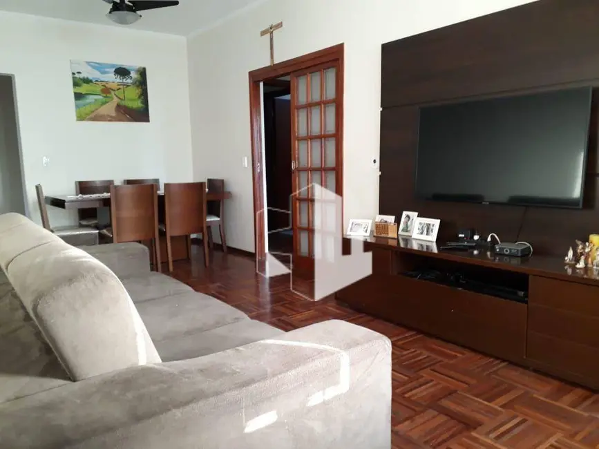 Foto 2 de Casa com 3 quartos à venda, 220m2 em Centro, Jau - SP