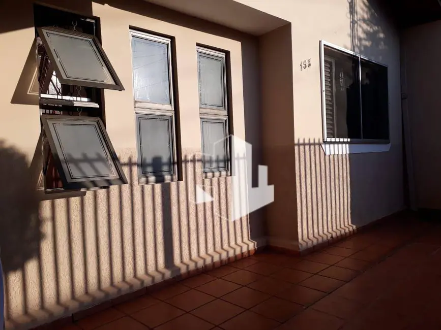 Foto 1 de Casa com 3 quartos à venda, 220m2 em Centro, Jau - SP