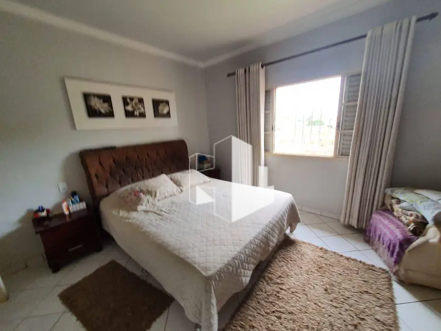 Foto 6 de Casa com 3 quartos à venda, 344m2 em Chácara Braz Miraglia, Jau - SP