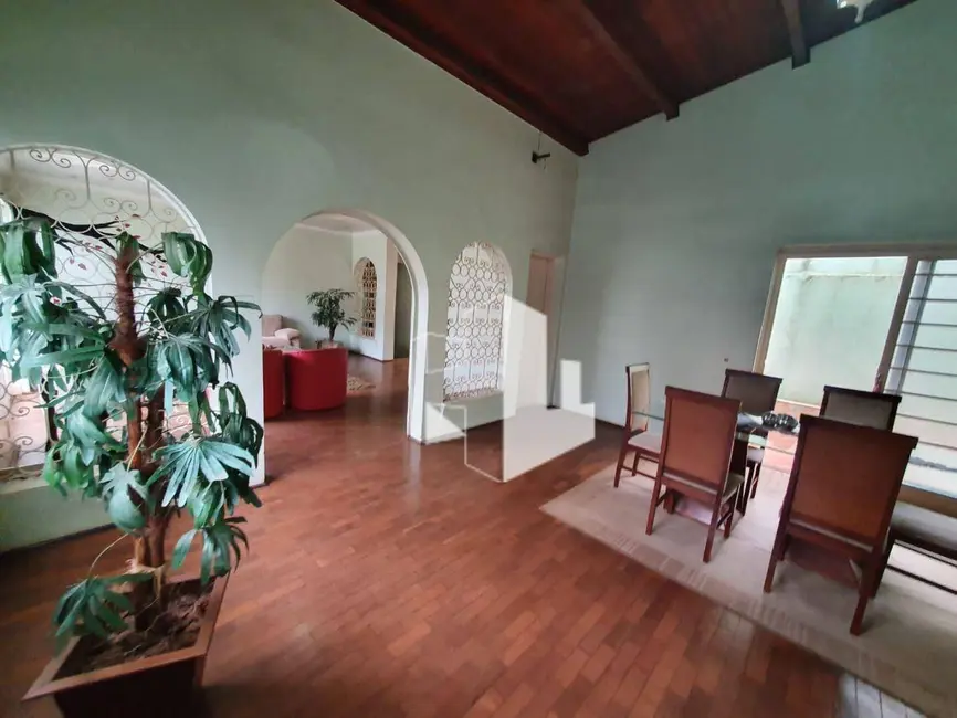 Foto 3 de Casa com 3 quartos à venda, 344m2 em Chácara Braz Miraglia, Jau - SP