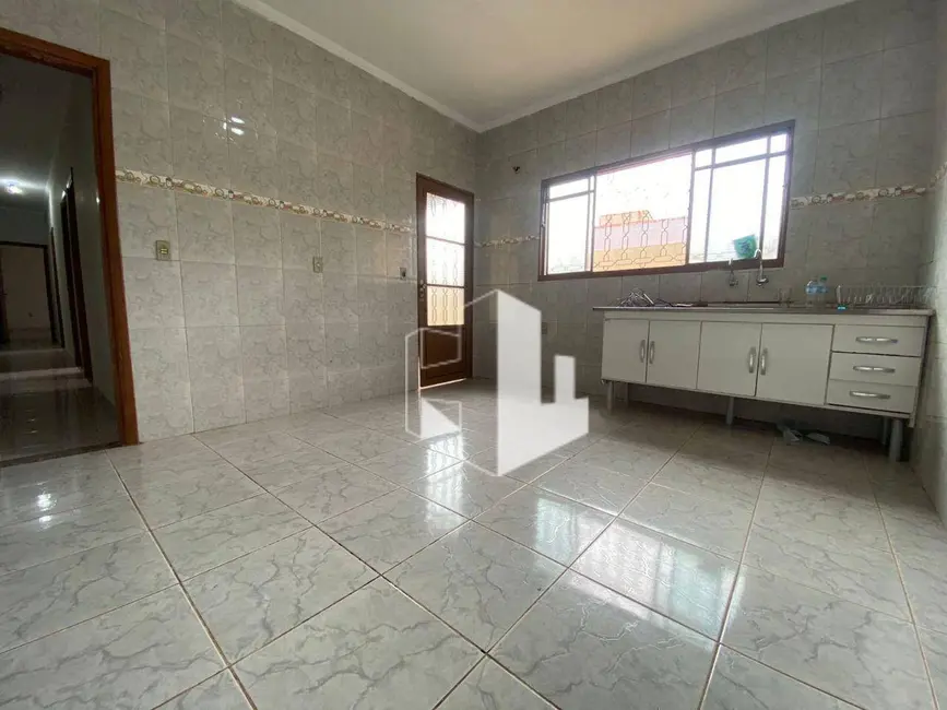 Foto 7 de Casa com 3 quartos à venda, 192m2 em Vila Nova Brasil, Jau - SP
