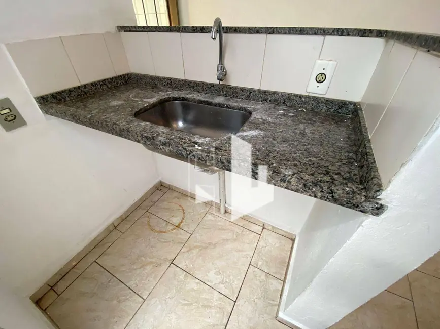 Foto 6 de Kitnet com 1 quarto para alugar, 100m2 em Vila Nova, Jau - SP