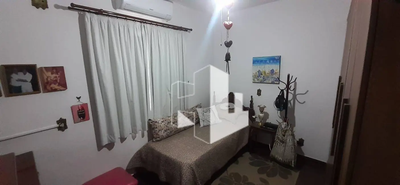 Foto 9 de Casa com 3 quartos à venda, 250m2 em Jardim Alvorada, Jau - SP