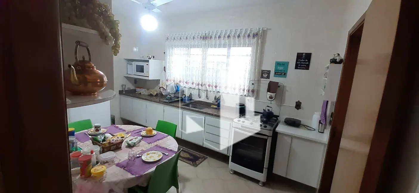 Foto 4 de Casa com 3 quartos à venda, 250m2 em Jardim Alvorada, Jau - SP