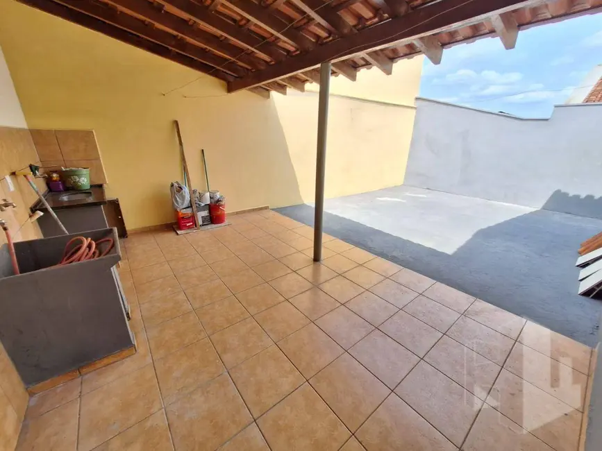 Foto 9 de Casa com 2 quartos à venda e para alugar, 151m2 em Jardim São Crispim, Jau - SP