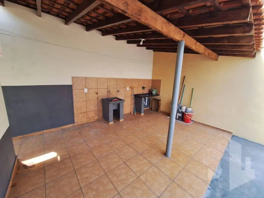 Foto 8 de Casa com 2 quartos à venda e para alugar, 151m2 em Jardim São Crispim, Jau - SP