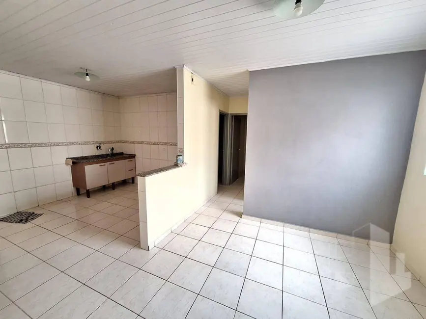 Foto 3 de Casa com 2 quartos à venda e para alugar, 151m2 em Jardim São Crispim, Jau - SP