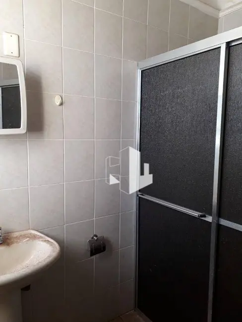 Foto 8 de Casa com 3 quartos para alugar, 210m2 em Centro, Jau - SP