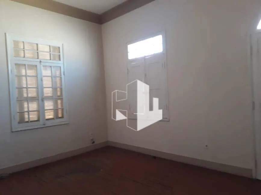 Foto 4 de Casa com 3 quartos para alugar, 210m2 em Centro, Jau - SP