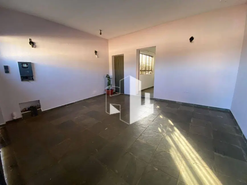 Foto 2 de Casa com 3 quartos para alugar, 250m2 em Jardim América, Jau - SP