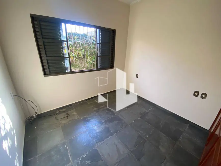 Foto 5 de Casa com 3 quartos para alugar, 250m2 em Jardim América, Jau - SP