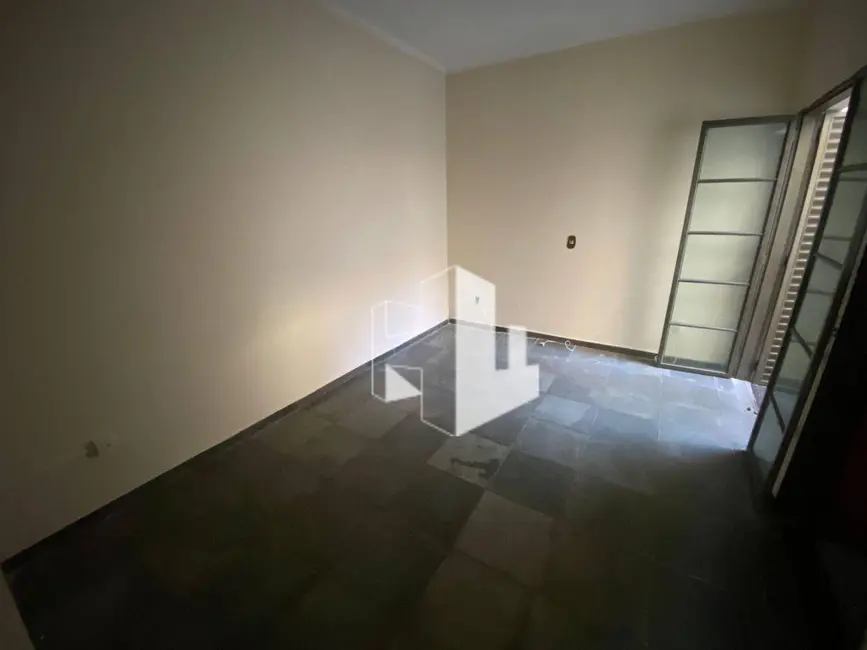 Foto 6 de Casa com 3 quartos para alugar, 250m2 em Jardim América, Jau - SP