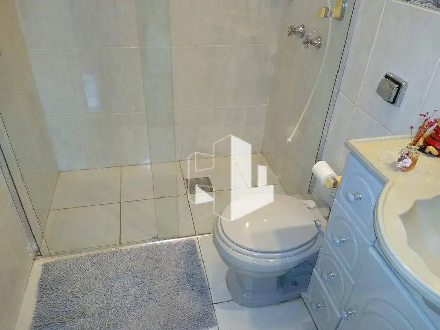 Foto 9 de Casa com 3 quartos à venda, 360m2 em Jardim América, Jau - SP