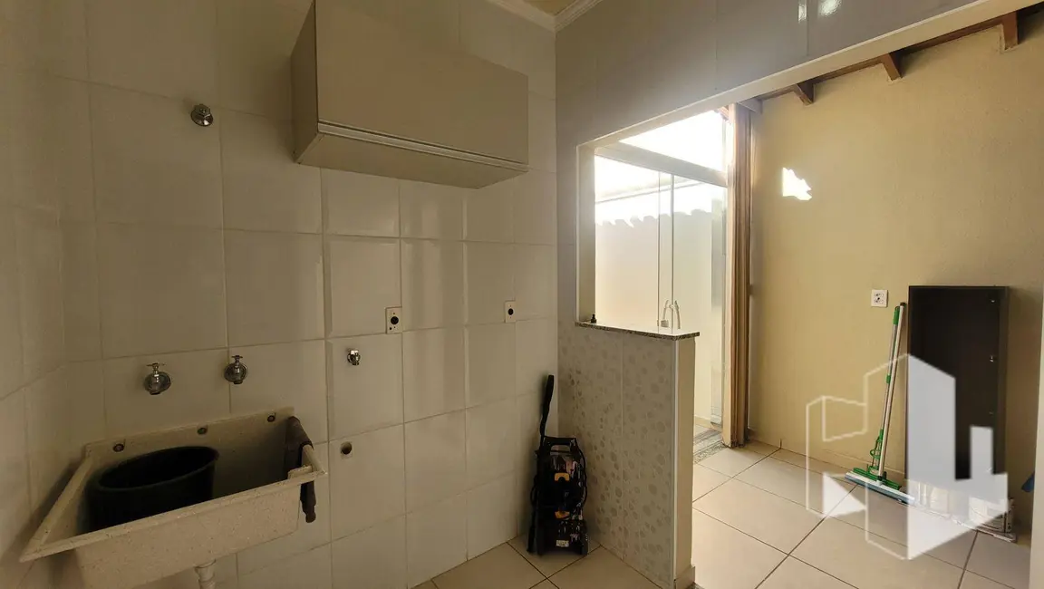 Foto 7 de Casa com 2 quartos à venda, 140m2 em Jardim Cila de Lúcio Bauab, Jau - SP