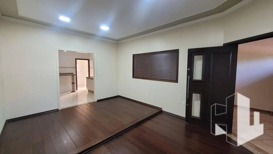 Foto 2 de Casa com 2 quartos à venda, 140m2 em Jardim Cila de Lúcio Bauab, Jau - SP